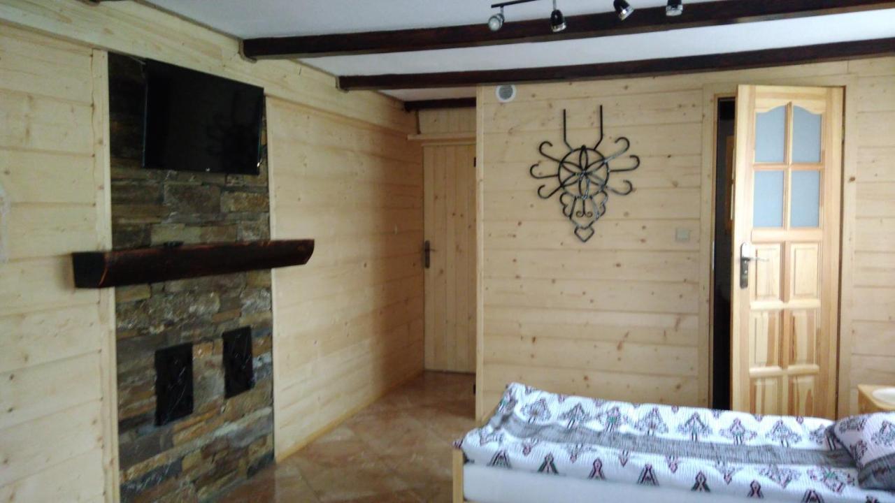 Noclegi U Knutelskich Grywald ภายนอก รูปภาพ