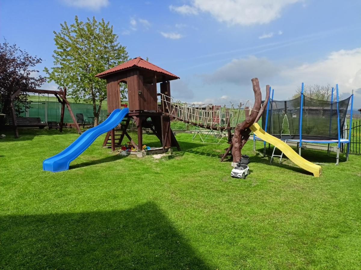 Noclegi U Knutelskich Grywald ภายนอก รูปภาพ